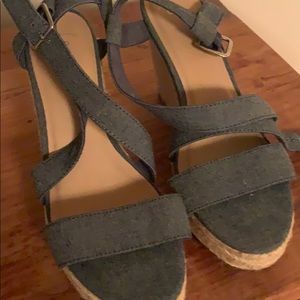 Gap denim wedges